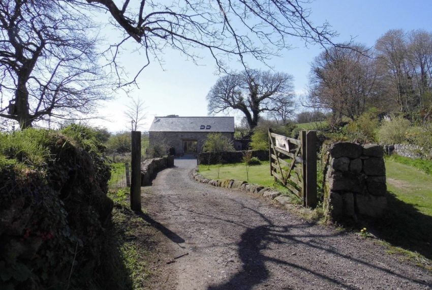 Butterdon Barn Driveway