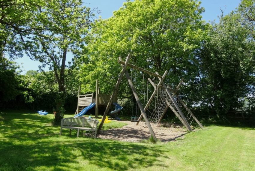 Oak Tree Garden