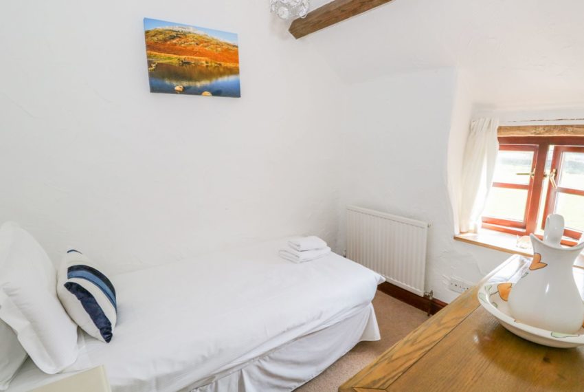 Thornyfield Cottage Bedroom Two