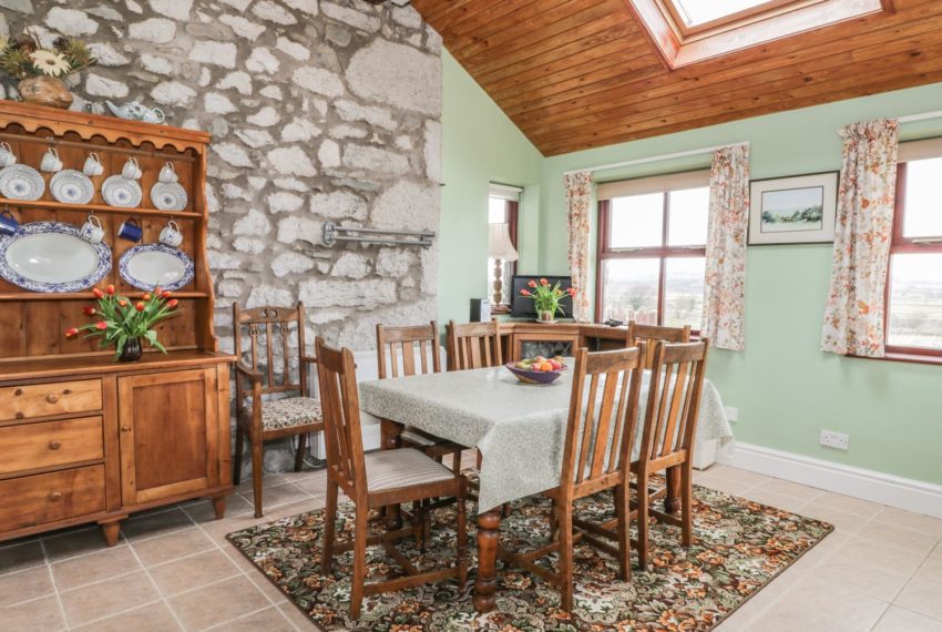 Wharf Cottage Dining Room