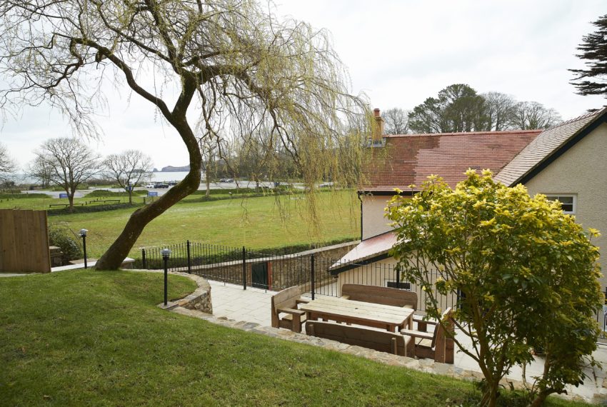 Coppet Hall Lodge Views