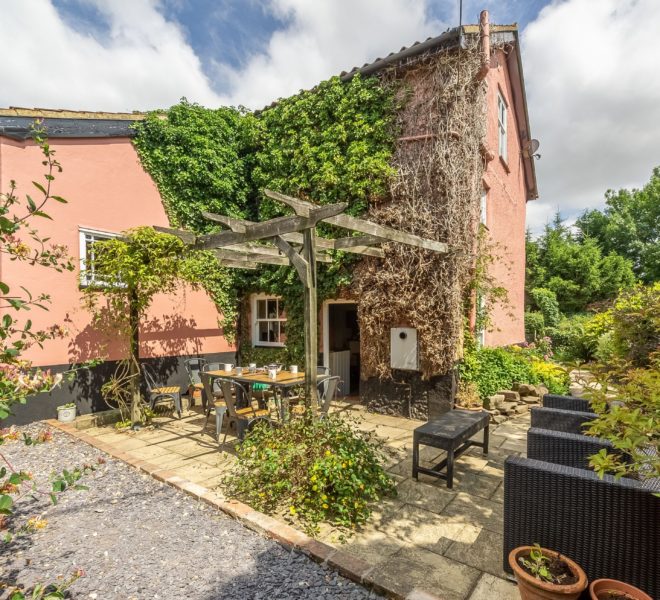 Pillar Box House Patio