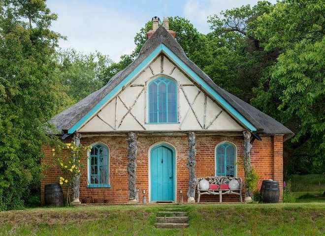 Hex Cottage