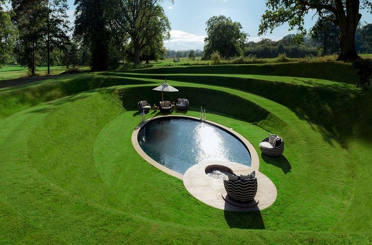 Hex Cottage Outdoor Swimming Pool