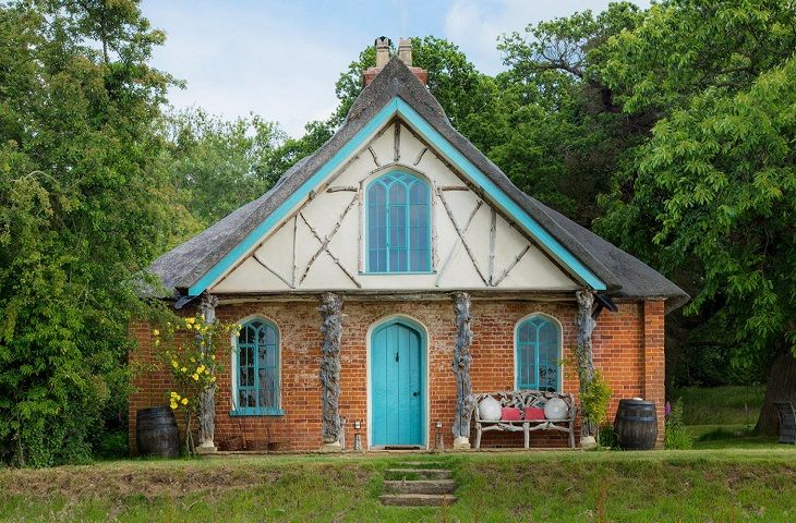 Hex Cottage