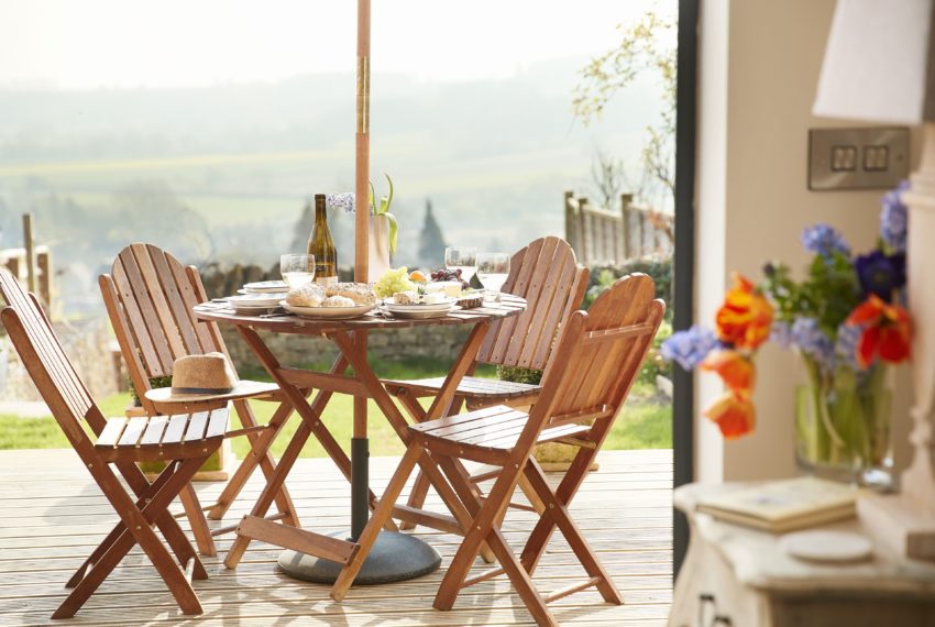 Foxtail Cottage Decked Area