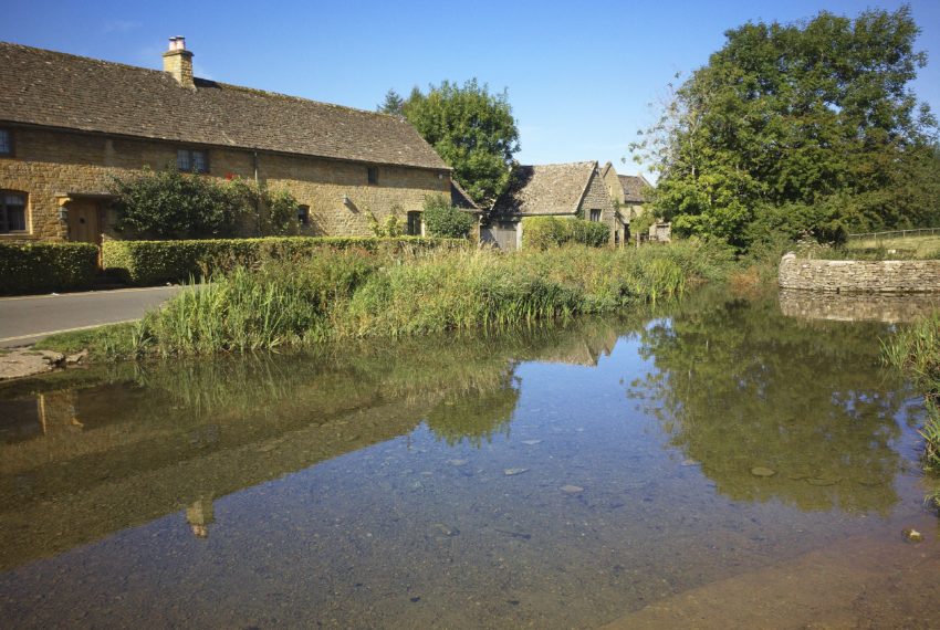 Foxtail Cottage Idyllic Village Setting