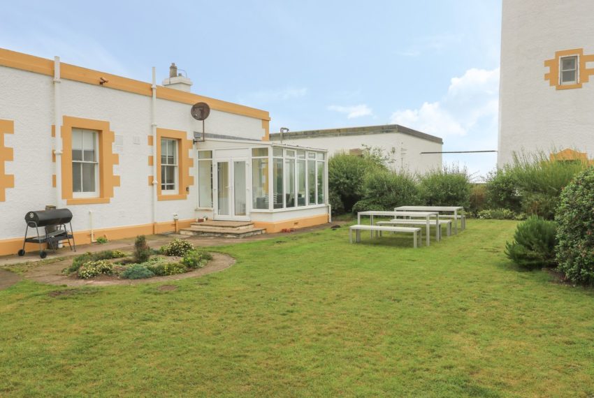 Barns Ness Lighthouse Garden