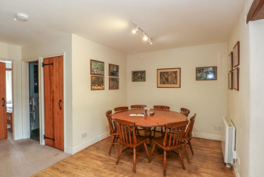 Bassicks Cottage Dining Room