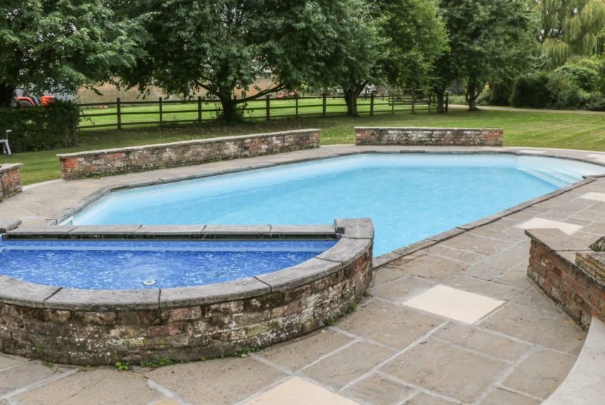 Modney Hall Swimming Pool