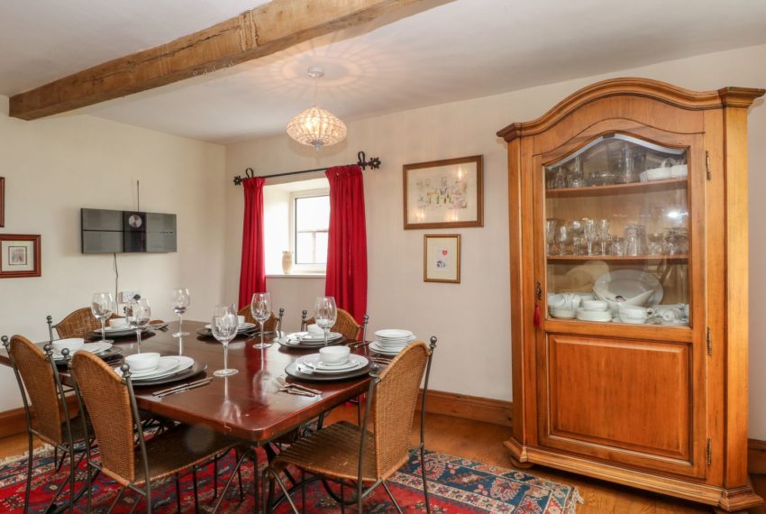 Moody House Farm Dining Area