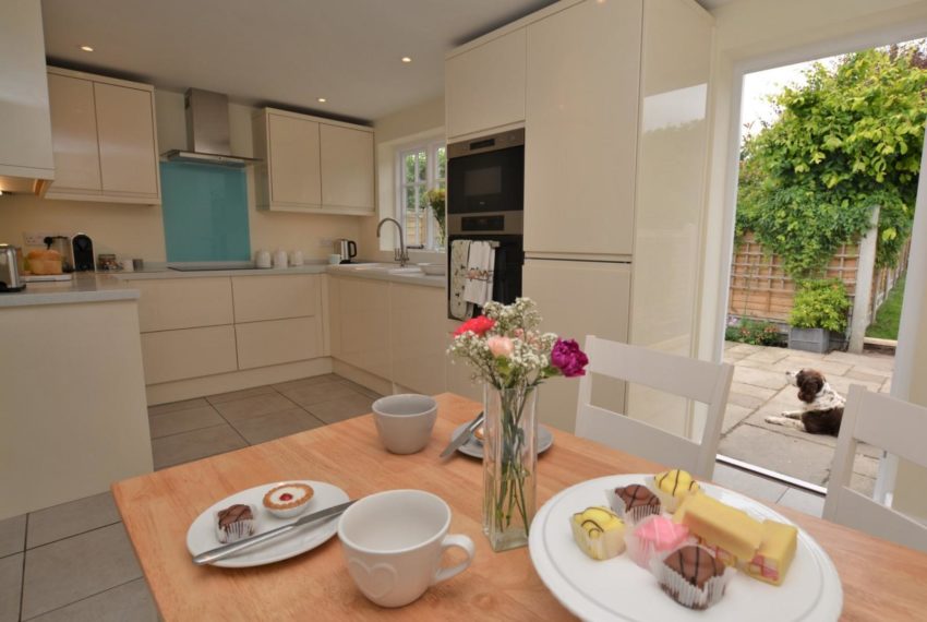 Snowdrop Cottage Dining Room